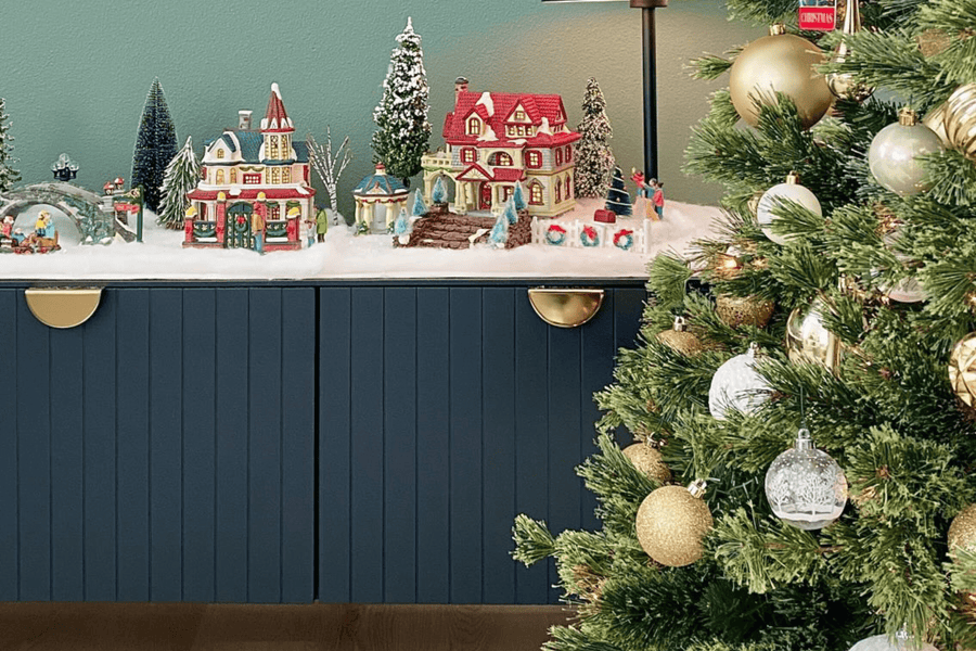 Astrid doors in classy navy on Besta from IKEA